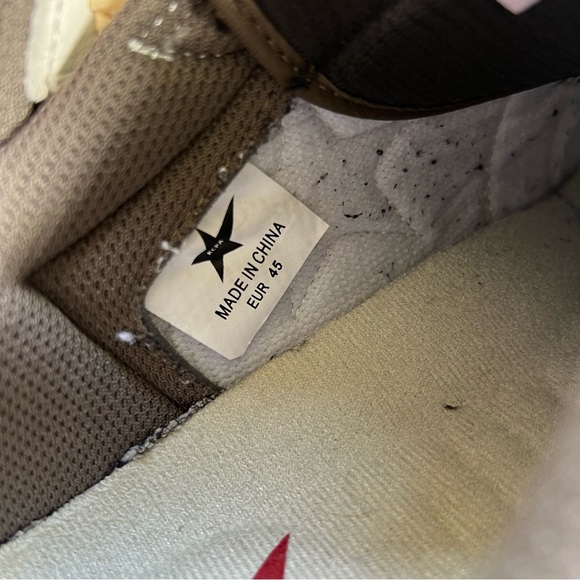 KCPA Men’s Sneakers - Picture 7 of 8